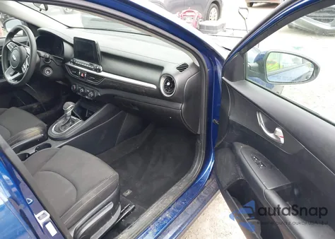 2020 Kia Forte Lxs z USA, uszkodzony, nr VIN 3KPF24AD1LE141281